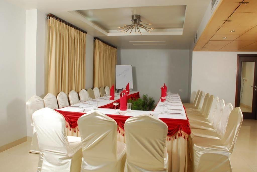 Hotel Kiranshree Portico Guwahati Exterior foto